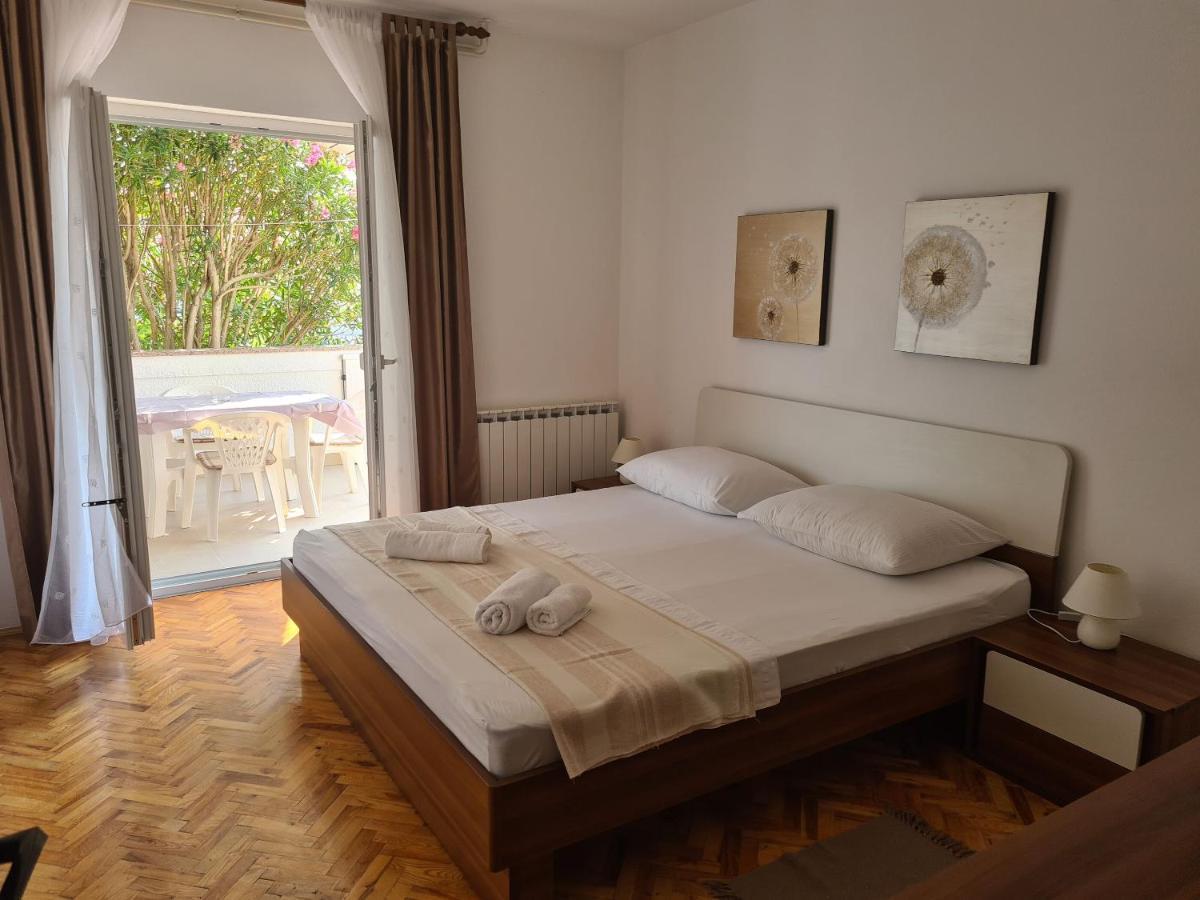 Apartments Ivo 파그 외부 사진